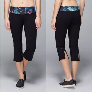 Lululemon Gather and Grow Cropped Leggings Pants Black Floral Petal Waist Size 4